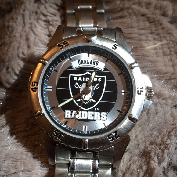 Fossil Nfl Oakland Raiders Watch 